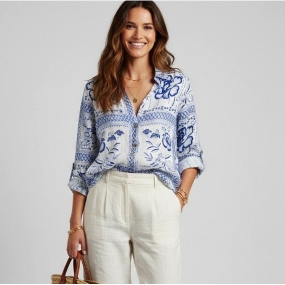 Halston Floral Linen Button Up Top Women 1X Blue White Coastal Beach Resort